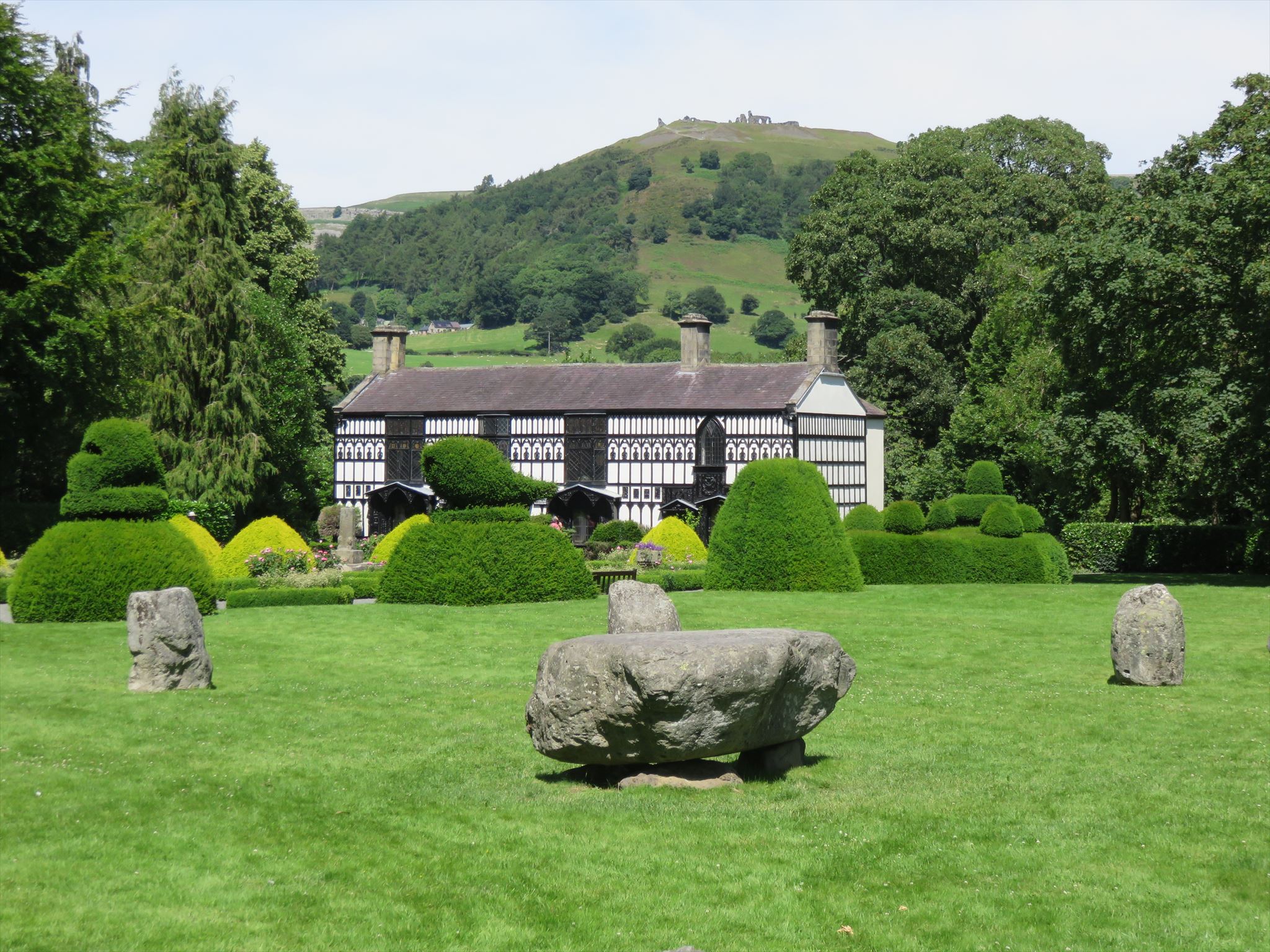 Eisteddfod Stones