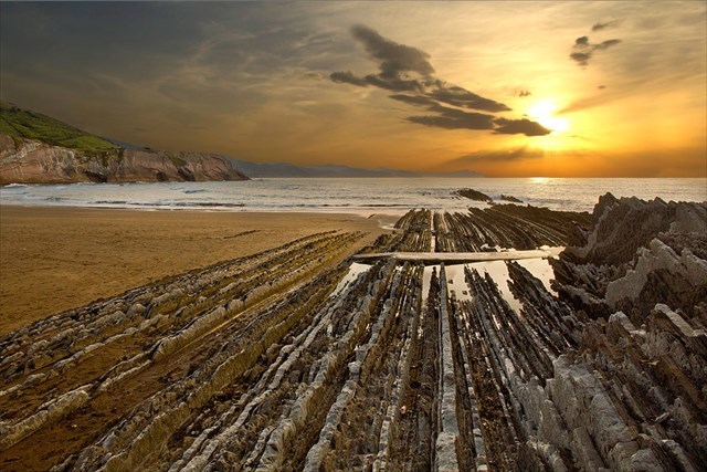 Resultado de imagen de flysch zumaia