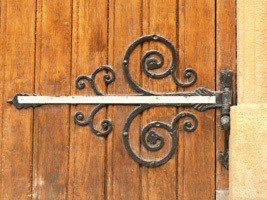 Aantal bout- en nagelgaten hoofdas scharnier? Aantal bout- en nagelgaten hoofdas scharnier?