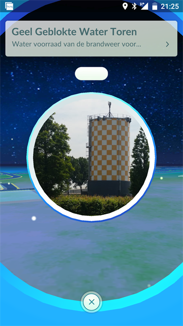 Geel Geblokte Water Toren