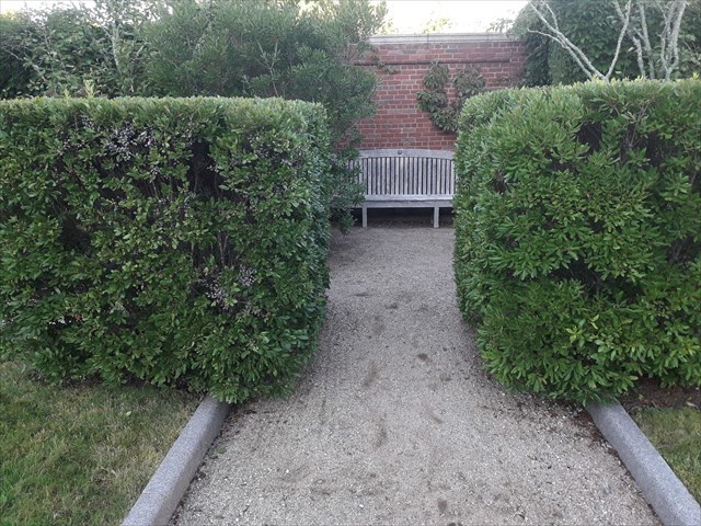 picture of gardens near cache