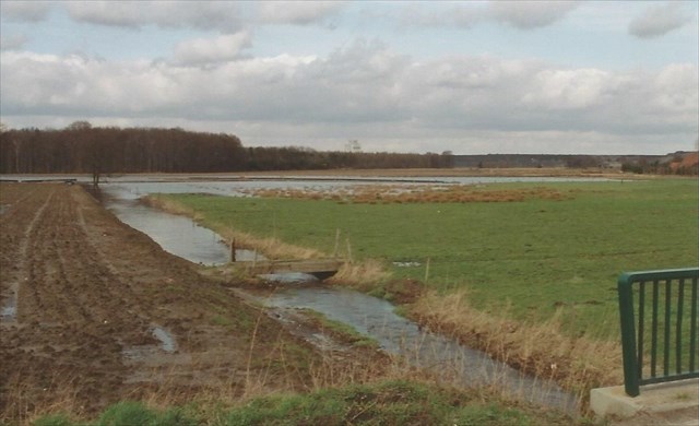 Erdbach Mündung vor der Eindeichung