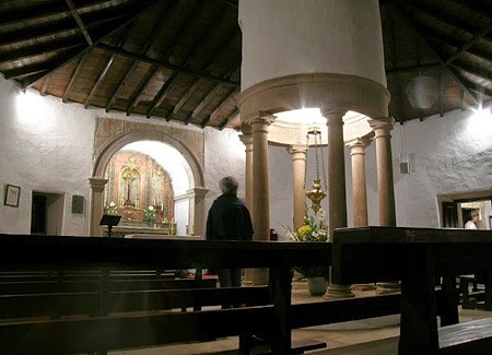 interior capela