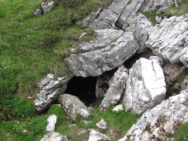 Mundloch der Höhle