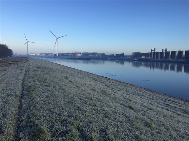 Langs het kanaal