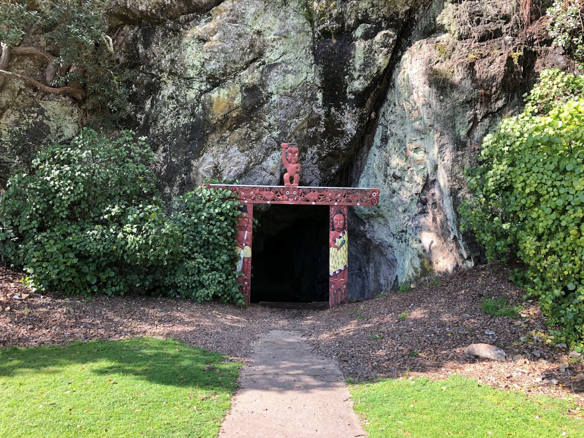 Muriwai Cave