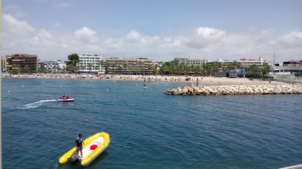 Vistas de la playa de Poniente