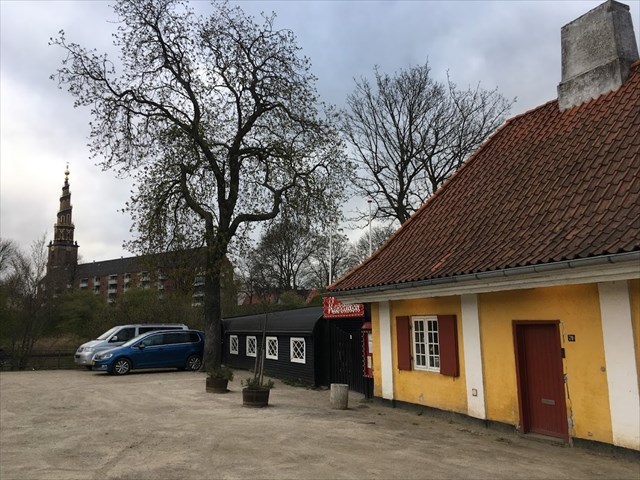 83fed553-e44f-4073-acff-1646a9f5343d_l.jpg (640×480)