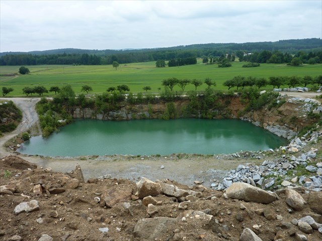 Jak lom vypadal dříve, tedy ještě v létě 2020.