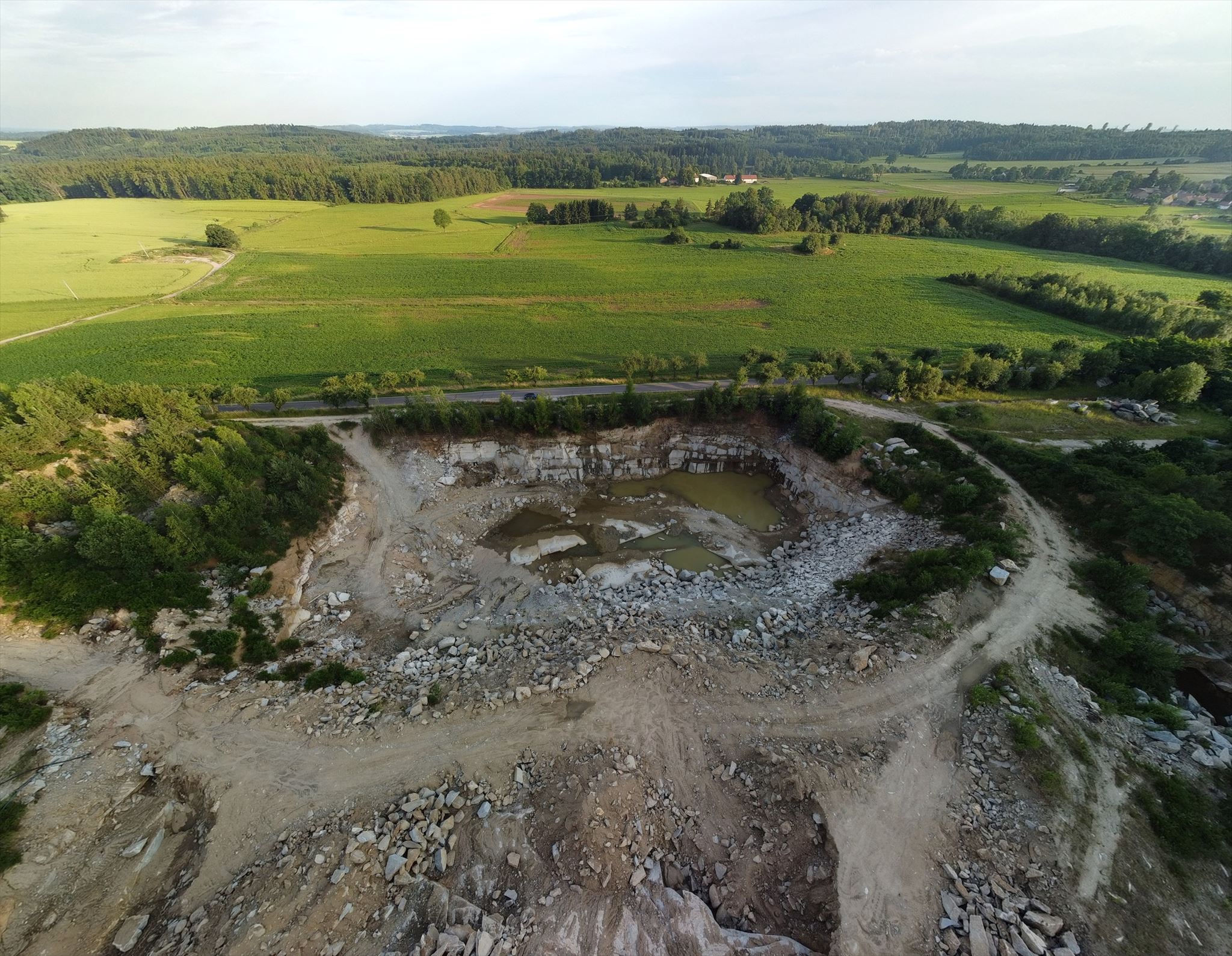 Dnešní podoba lomu.