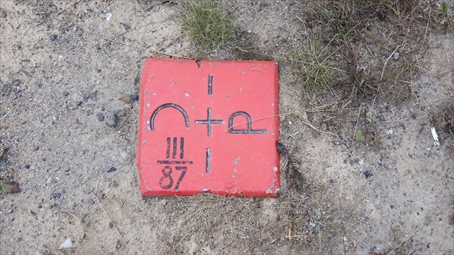 Mezní patník hraničního přechodu