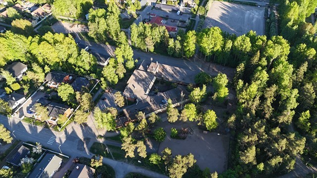 Latokasken koulu ilmasta käsin