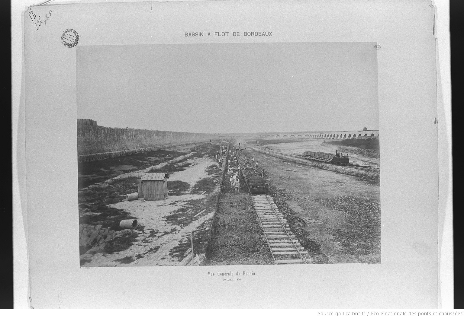 vue générale du bassin N°1 le 18 avril 1876