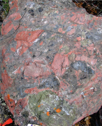 Skarn de Mile Breccia