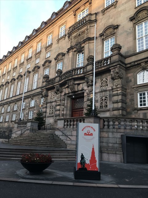 9cbf275e-1267-48d6-95a8-37838f8c165e_l.jpg (480×640)