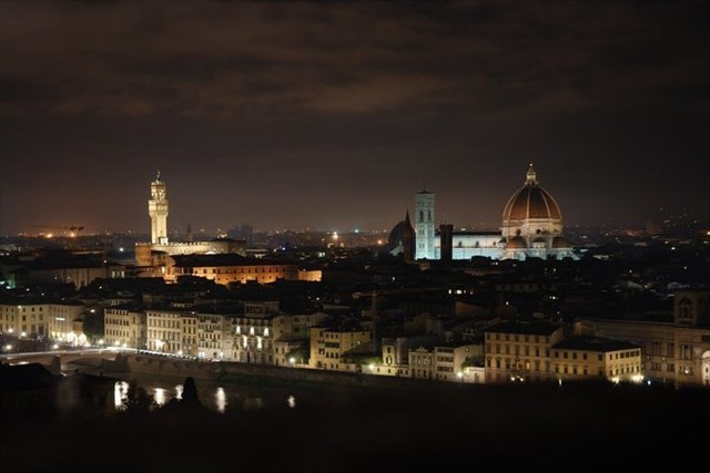 Firenze by night