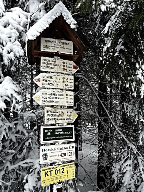 Tomandlův křížek - rozcestí