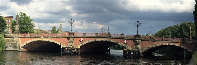 Brücke 8