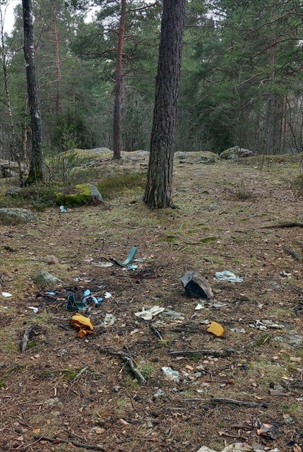 Roskia Rautkalliolla