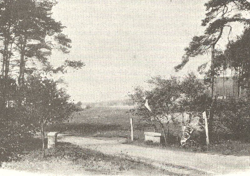 Železná brána kolem roku 1900. Snímek pořídil Konrad Gerlich .