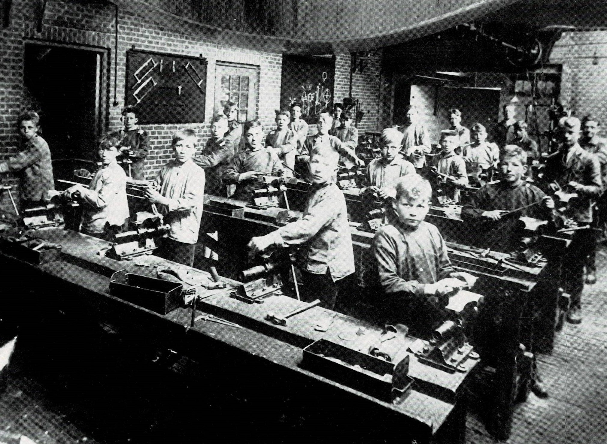 Metaalbewerking rond 1930