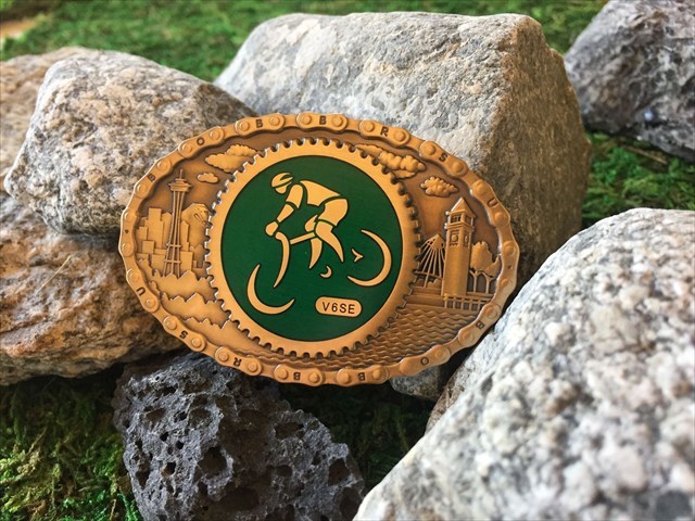 Moun10Bike Geocoin v6 - SE Antique Gold 1