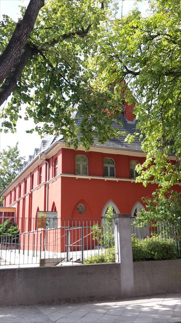 Kirche St. Antonius im Sommer 2016, Foto: madamska