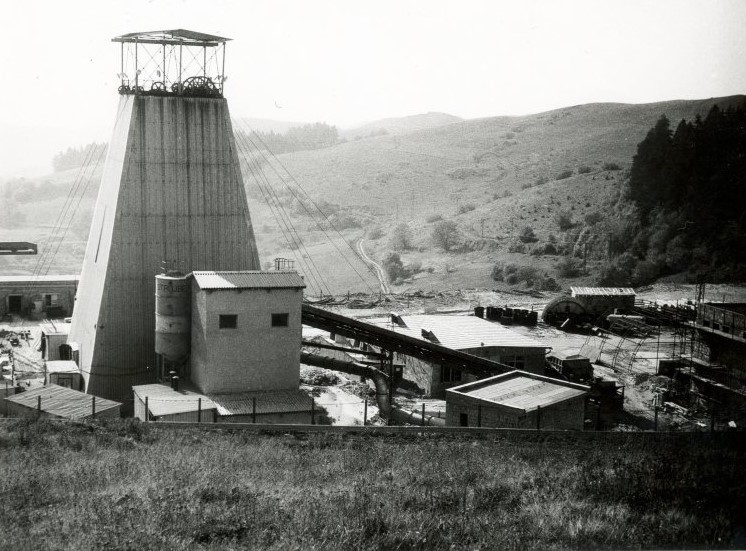 Šachta Roveň - historický záber