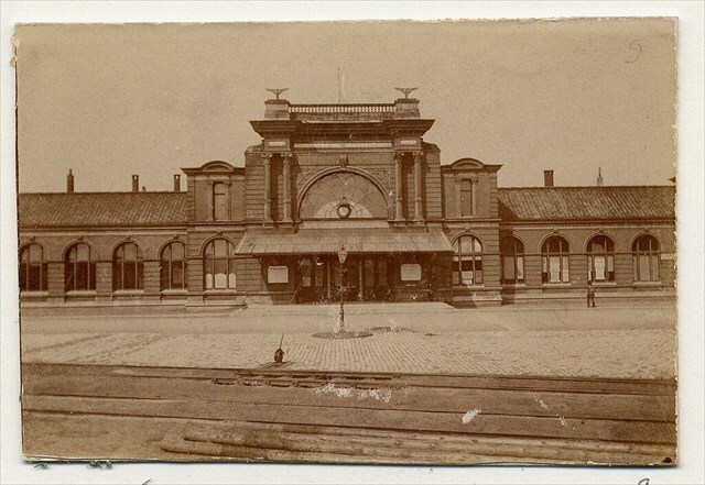Gezicht op Station Leiden versie 2