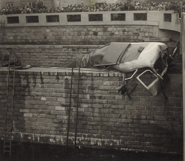 Pohled na náhon z mostu