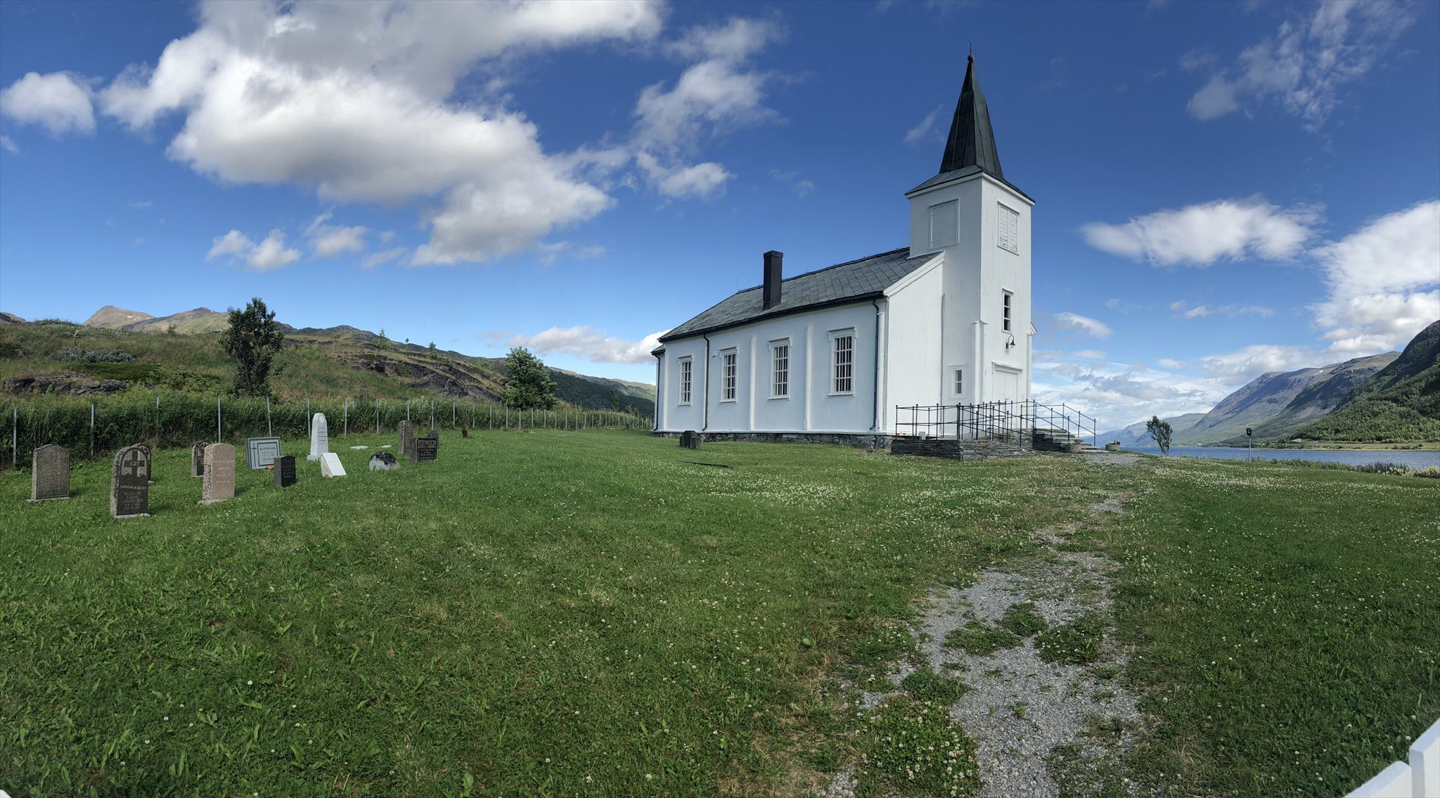 Langfjord kirke på Sopnes