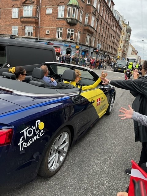 c2c22a3c-22b3-4041-88e0-44a092a7e743_l.jpg (480×640)