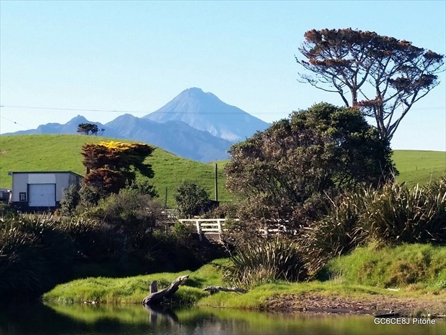 The Backbone of Taranaki, Pitone Stream