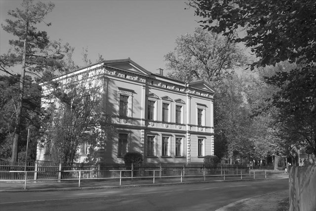 Villa Paul-Geibel-Str. 7