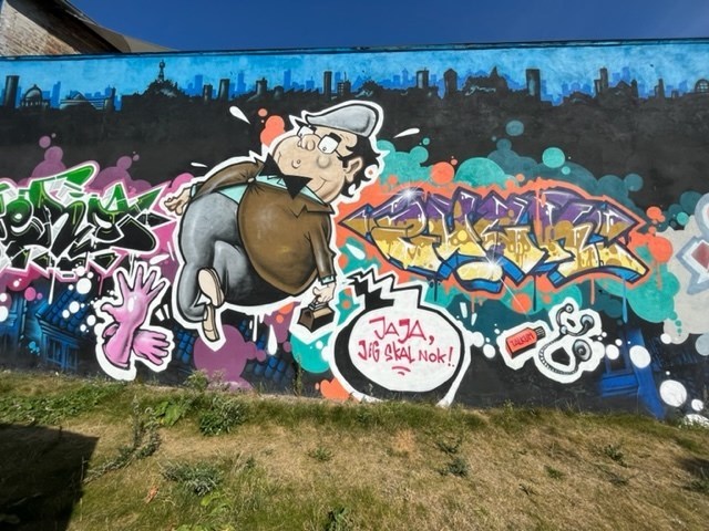 d20963b4-6b2d-48e5-92df-6e642f7c3738_l.jpg (640×480)