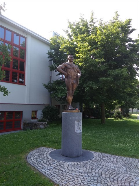 socha Gustava Frištenského
