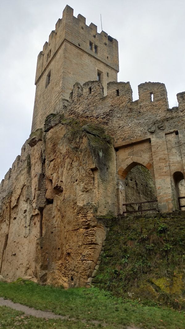 db944d80-06e1-4b88-91d7-5b9f28c39742.jpg (600×1067)