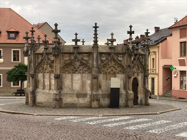 GC9VJBH Kamenna kasna v KH (Unknown Cache) in Středočeský kraj, Czechia ...