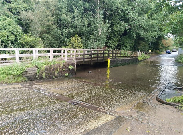 Little Bridges, Rufford