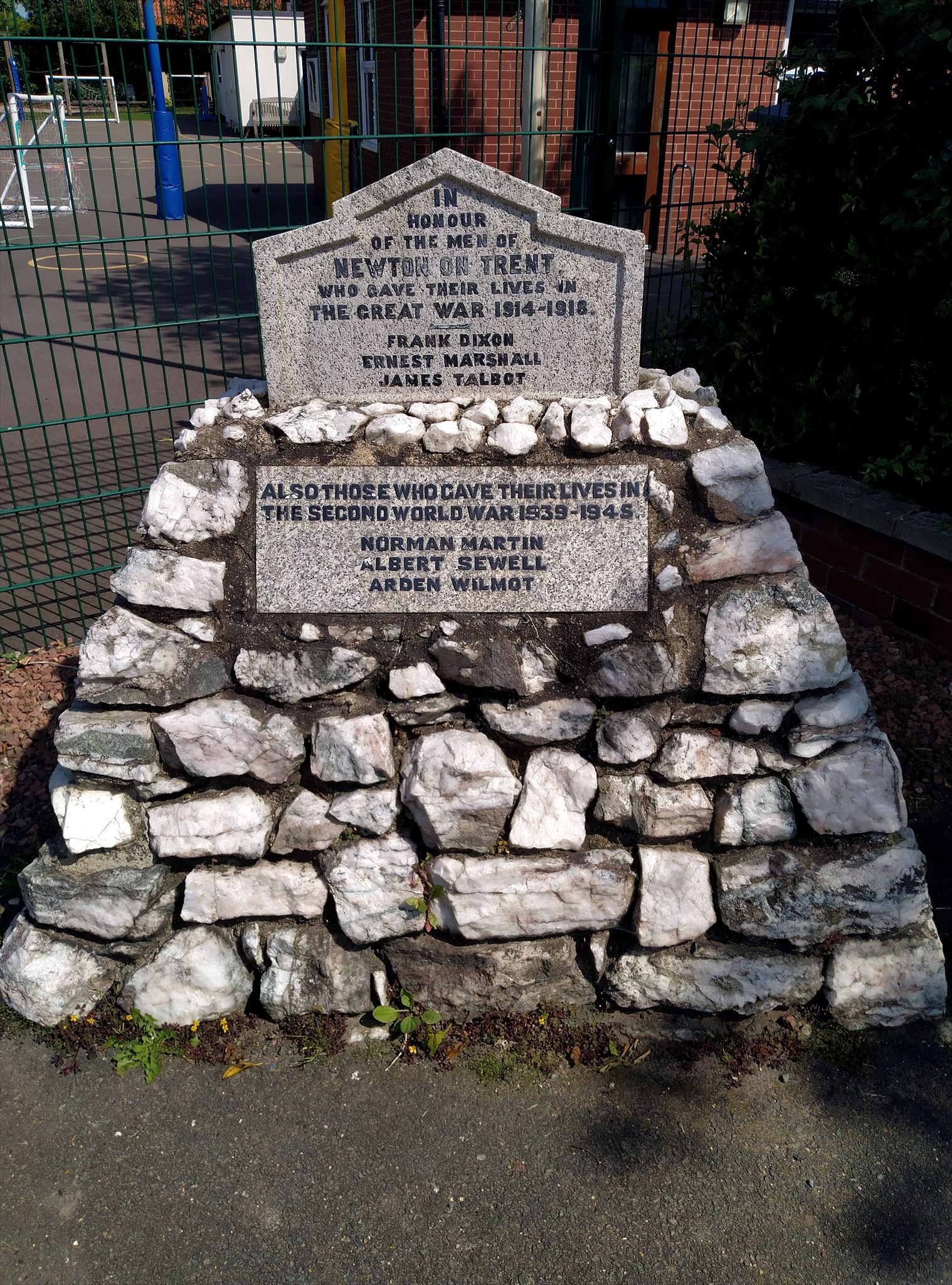 War Memorial, Newton on Trent