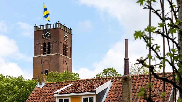 Vlag op de kerktoren Omschrijving