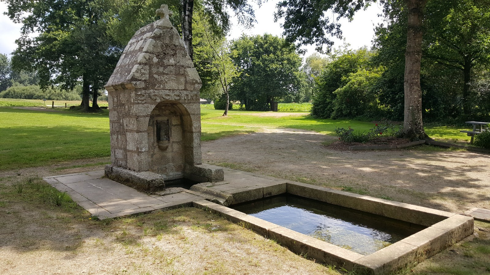 fontaine de face