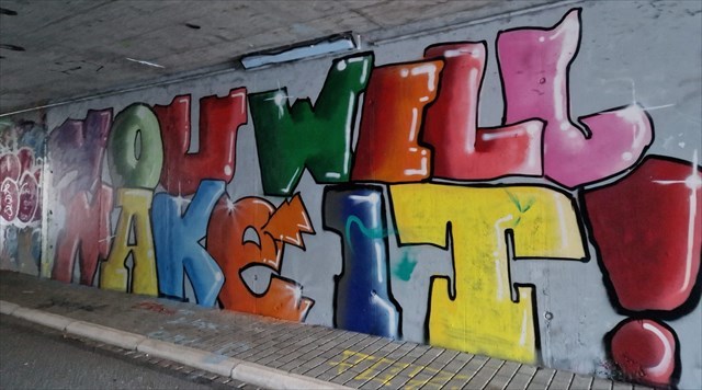 Listing Graffiti Bild