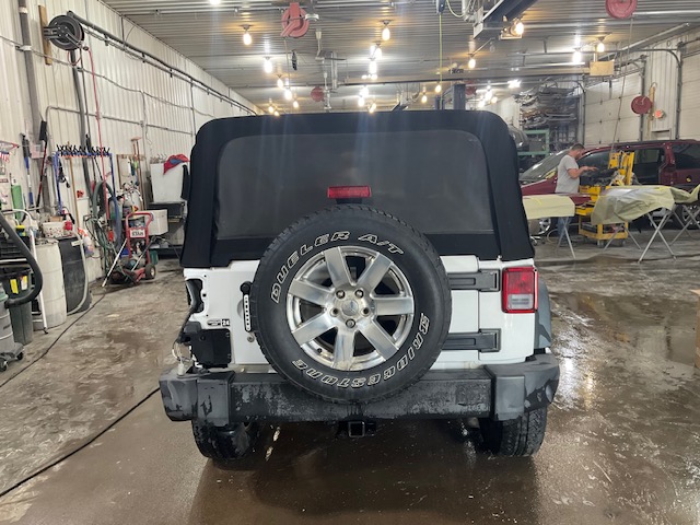 2015 Jeep Wrangler Sport - Photo 18