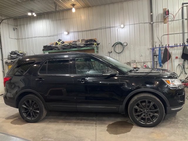 2018 Ford Explorer XLT - Photo 25