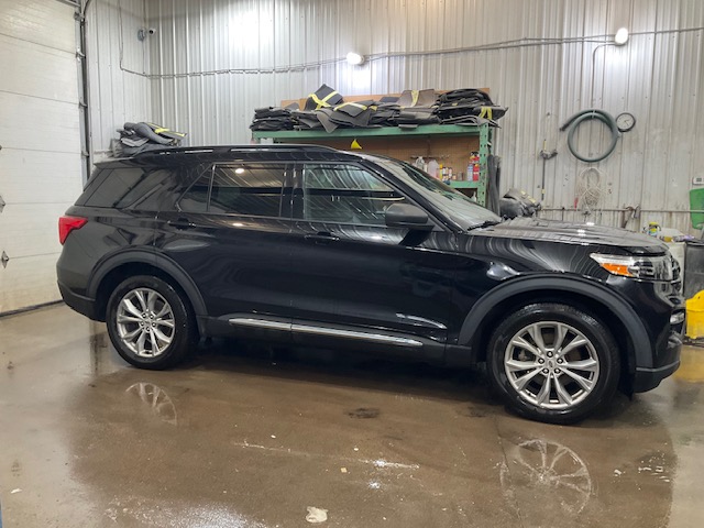 2020 Ford Explorer XLT - Photo 25