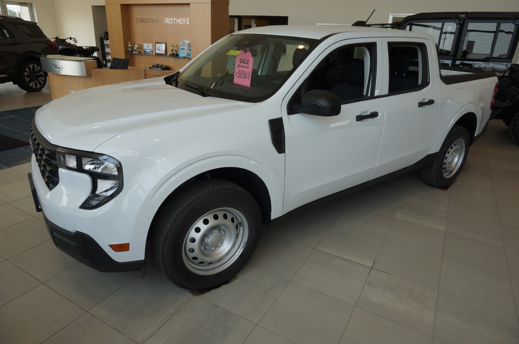 White 2025 Ford Maverick Pickup Truck All-Wheel Drive Continuously Variable Transmission