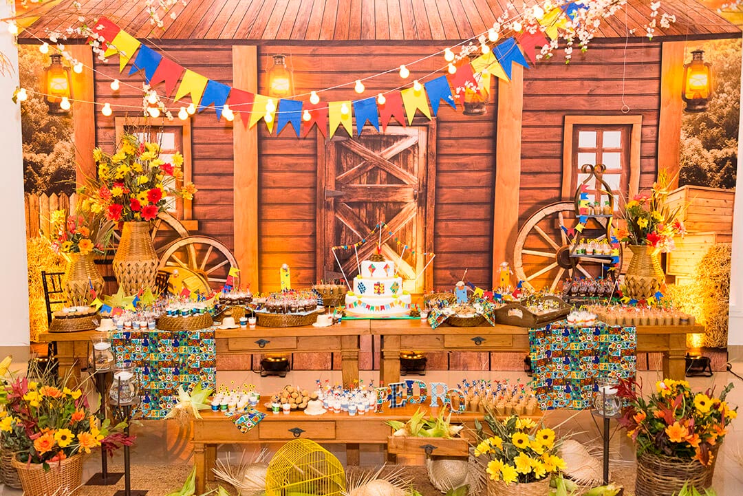 Decoração infantil tema festa junina - Festejare Decorações e Flores