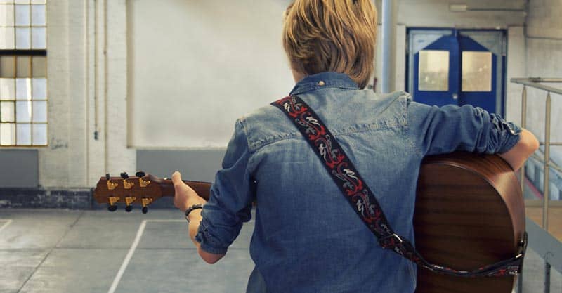 Step by step guide for guitar straps