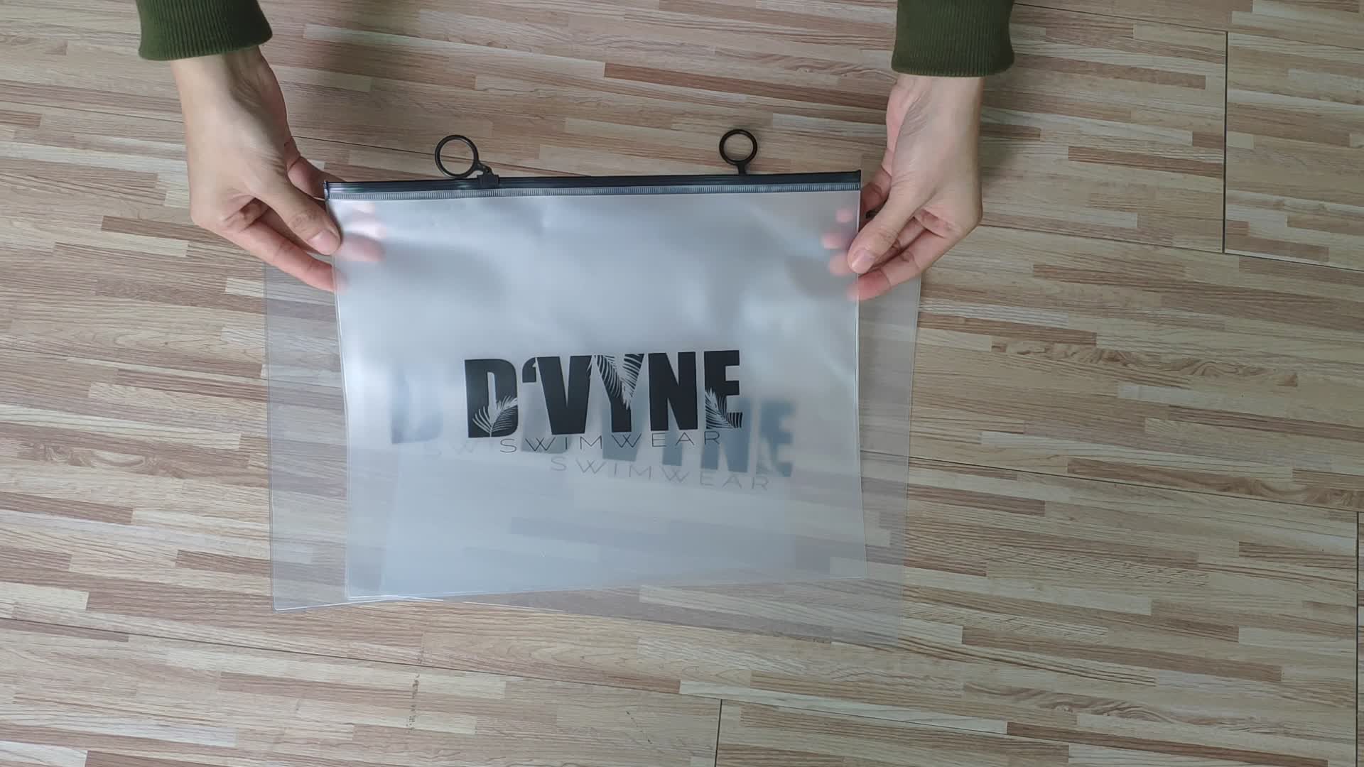 6 biggest contribution of Custom PVC bags into the ease of packaging